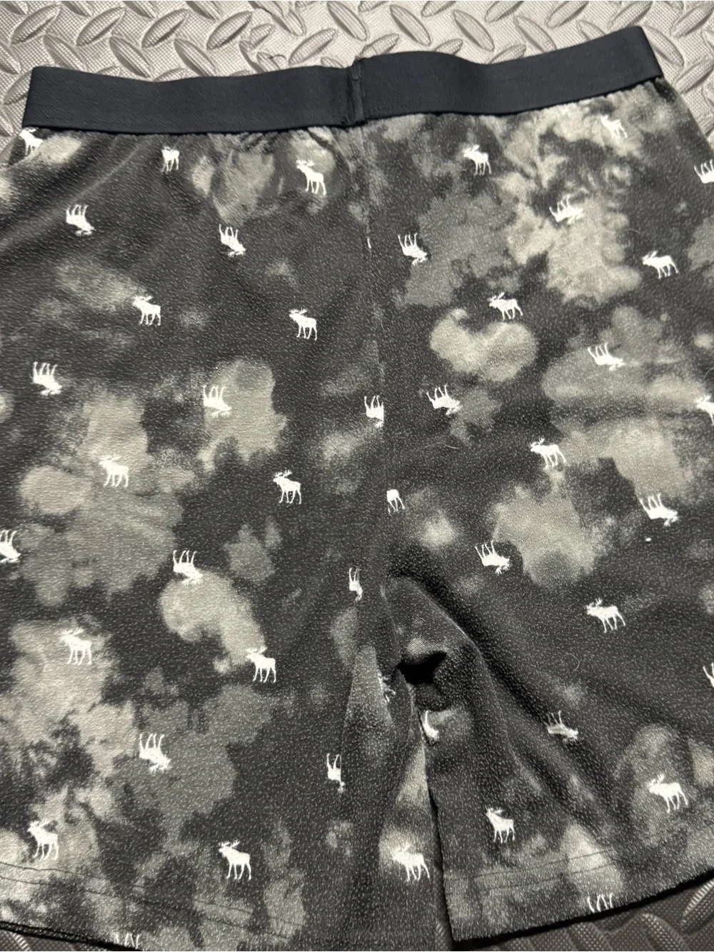 Abercrombie Kids Sleep Shorts Size 15/16 Black Tie Dye Moose Pajama
